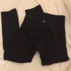 Black 23” Wunder Under Lululemon leggings